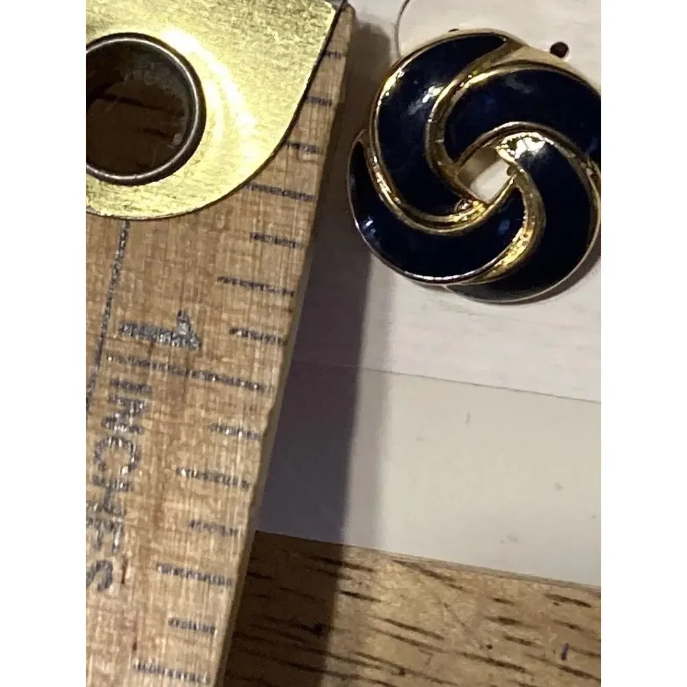 Vintage‎ Gold & Navy Blue Knot Swirl Earrings